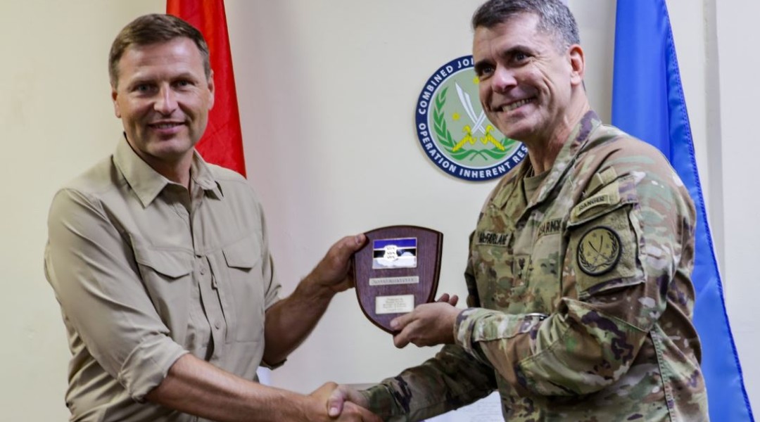 Estonian Minister of Defence and Chief of Defence visited Estonian ...